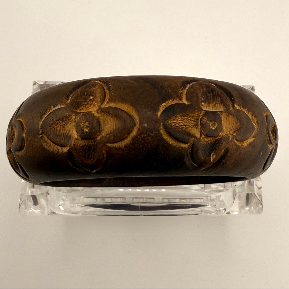 Handmade Carved Wood Floral Design Bangle Bracelet - Picture 6 of 14